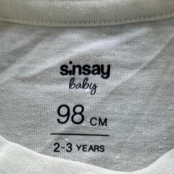 NWT Gnome Dreams Pajama Set – Cozy Holiday Comfort for Little Sleepyheads 2T - Picture 4 of 5